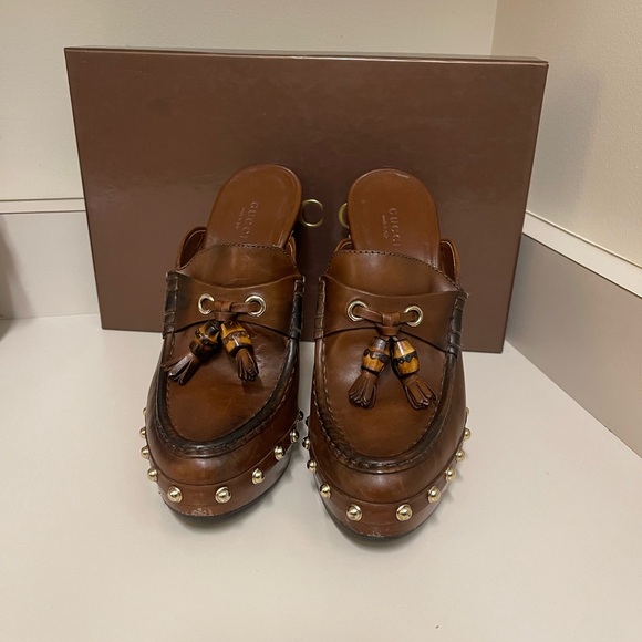 Gucci pumps 
Lightly used 
Like new - Picture 15 of 16